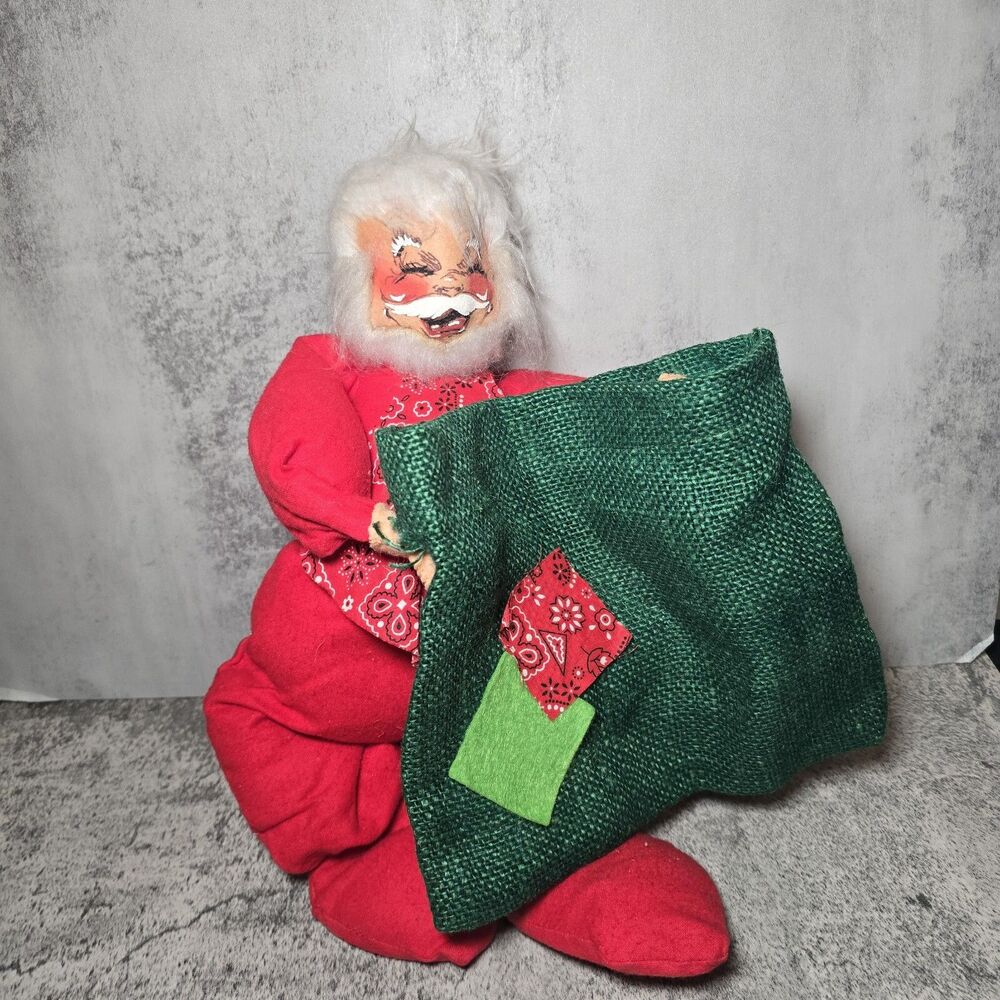 VINTAGE ANNALEE SANTA CLAUS WITH BURLAP SACK FOR GIFTS CANDY TOYS   1971